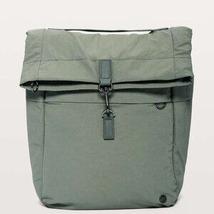Lululemon Cross Paths Backpack/Rucksack